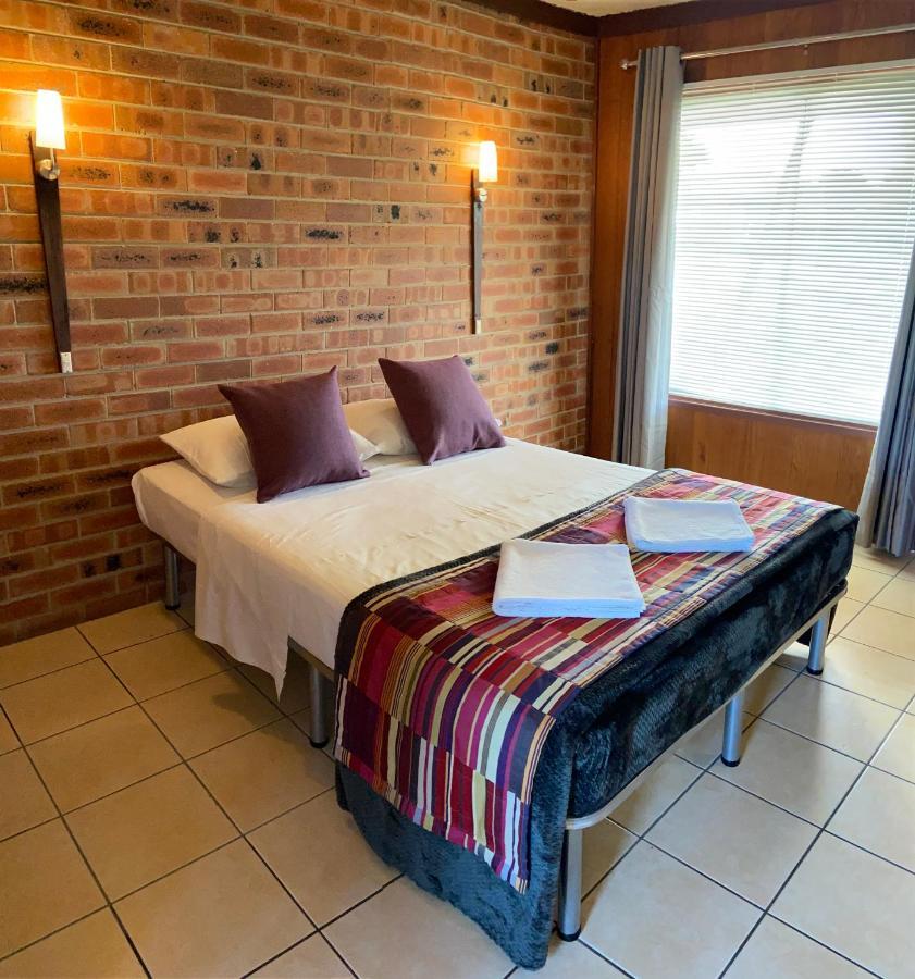 Proserpine Motor Lodge ภายนอก รูปภาพ