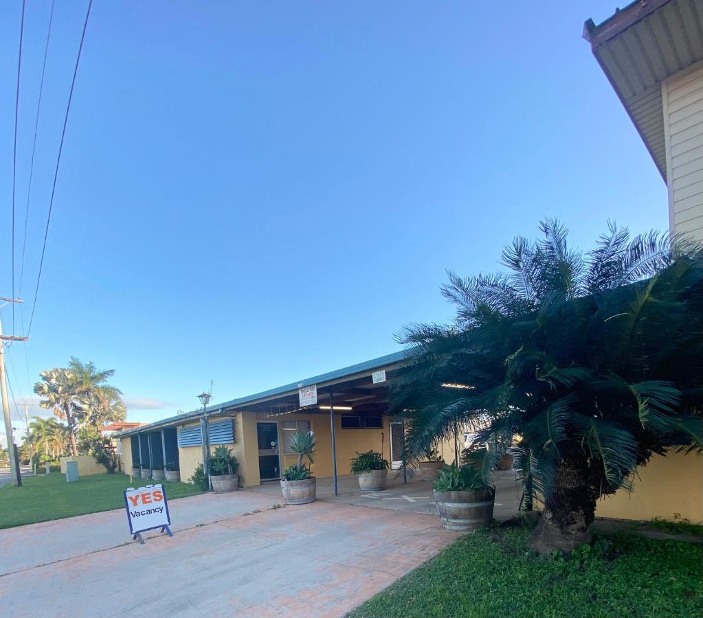 Proserpine Motor Lodge ภายนอก รูปภาพ