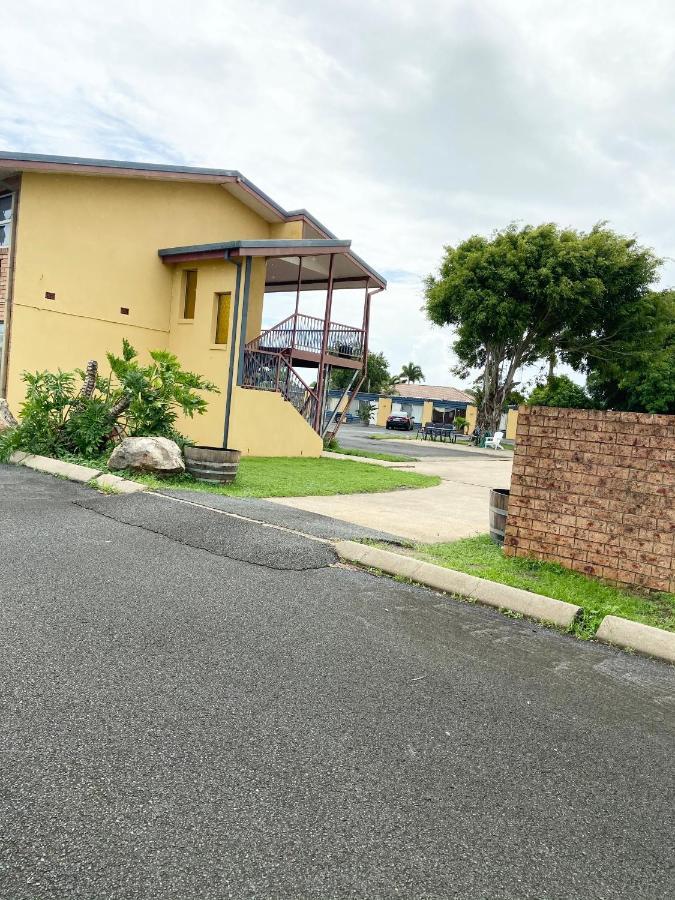 Proserpine Motor Lodge ภายนอก รูปภาพ
