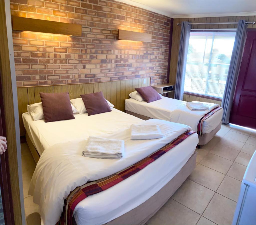 Proserpine Motor Lodge ภายนอก รูปภาพ