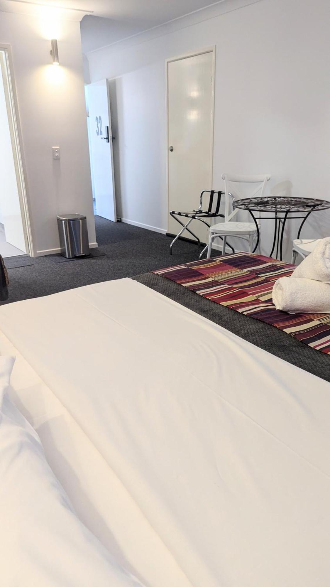 Proserpine Motor Lodge ภายนอก รูปภาพ